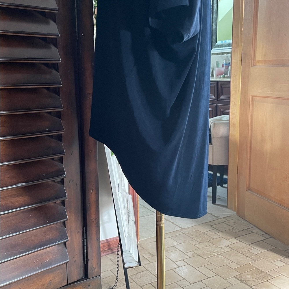 NWT Women's Navy Acetate Drama V-Neck Top Size 2 Medium Large 3/4 sleeve - Picture 8 of 9